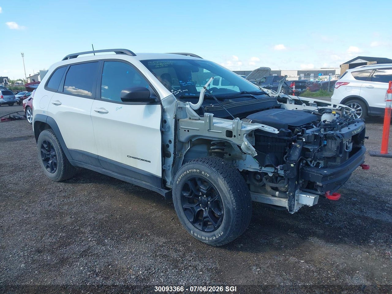 1C4PJMBX6KD480053 · 2019 JEEP CHEROKEE TRAILHAWK