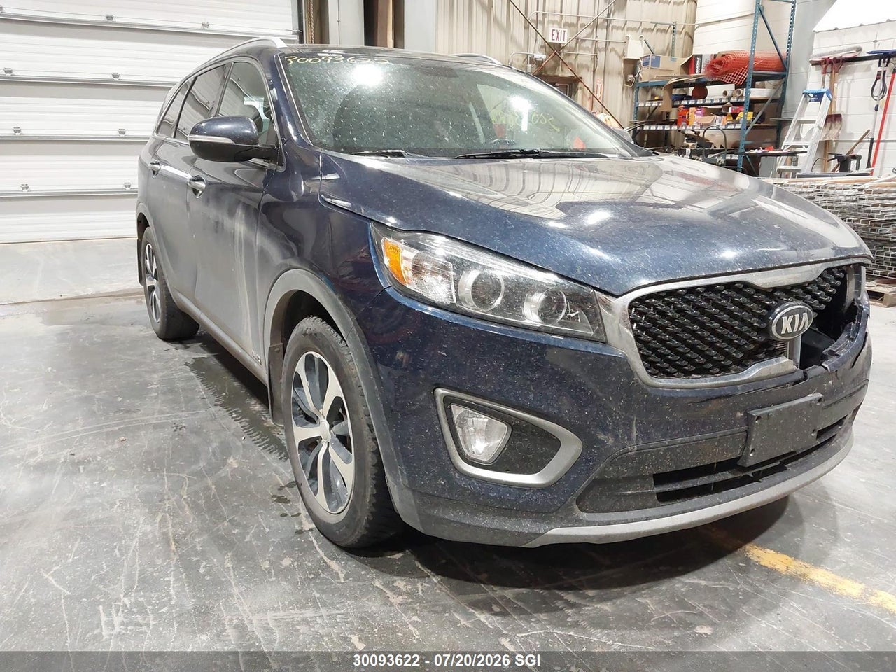 5XYPHDA5XGG056167 · 2016 KIA SORENTO EX