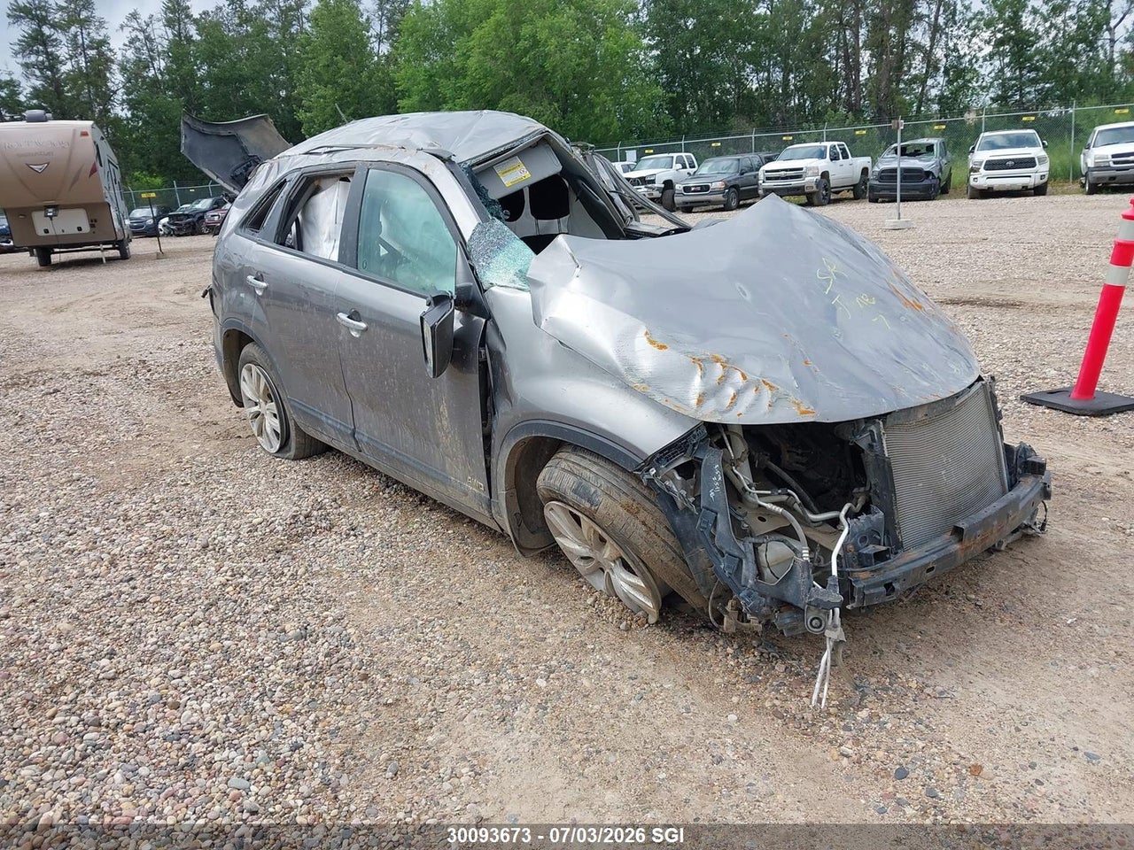 5XYKTDA25BG154904 · 2011 KIA SORENTO LX