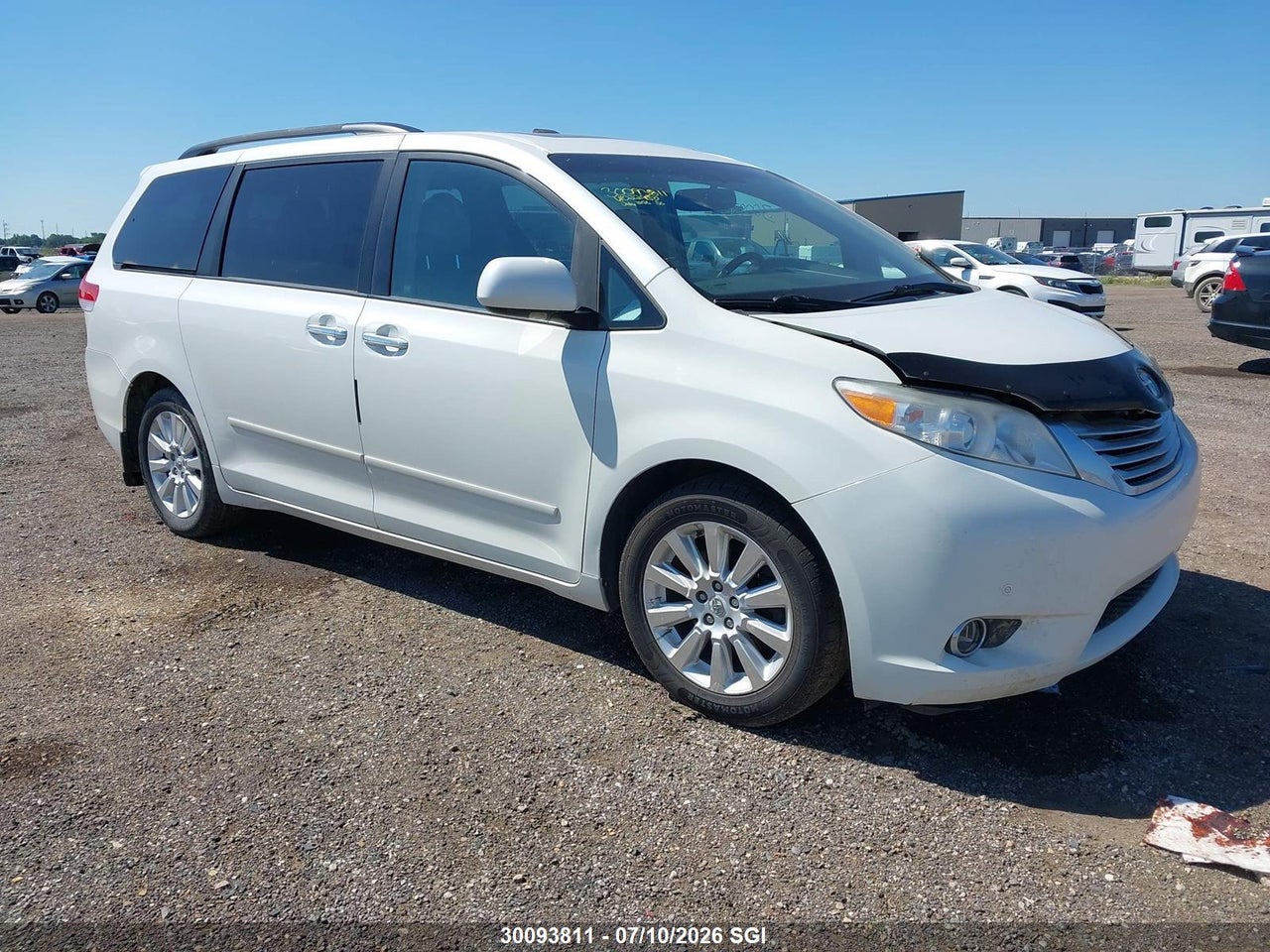 5TDDK3DC3BS022950 · 2011 TOYOTA SIENNA XLE/LIMITED