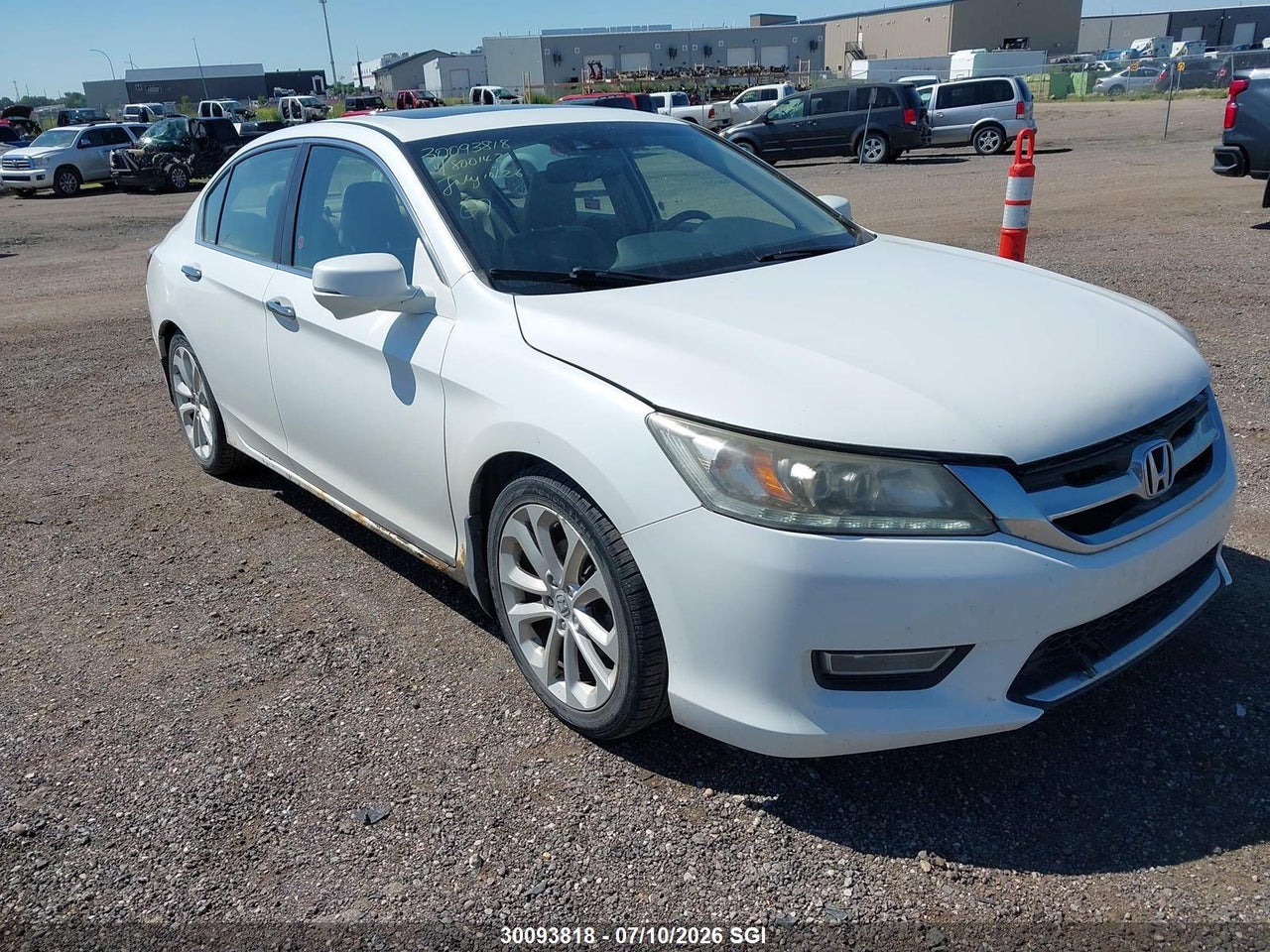 1HGCR2F90DA800142 · 2013 HONDA ACCORD TOURING