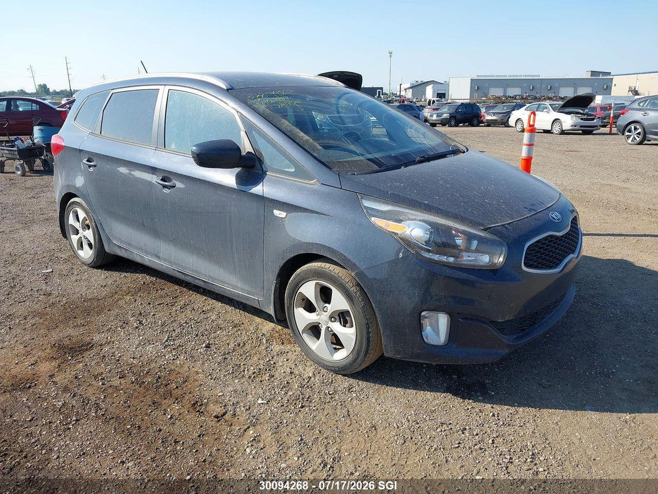 KNAHT8A30E7067887 · 2014 KIA RONDO