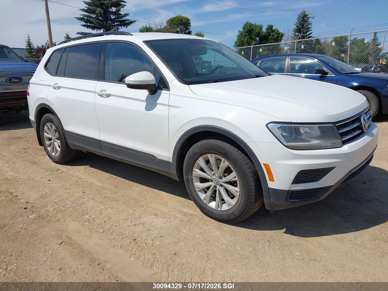 3VV0B7AX4KM014404 · 2019 VOLKSWAGEN TIGUAN S