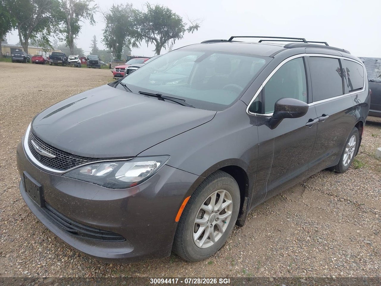 2C4RC1CG1HR683096 · 2017 CHRYSLER PACIFICA LX · 2/16