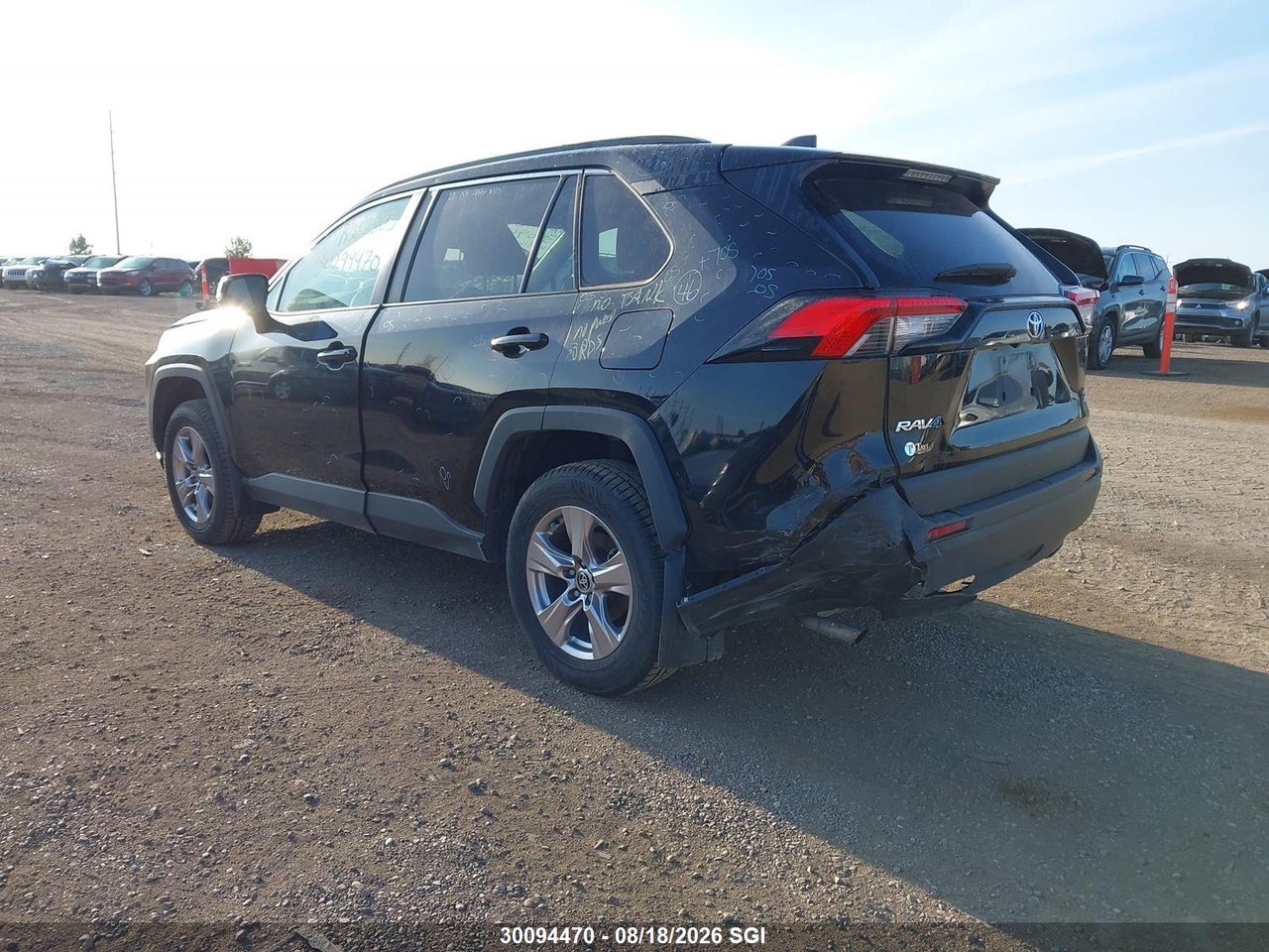 2T3R1RFVXRC440135 · 2024 TOYOTA RAV4 XLE/XLE PREMIUM · 3/18