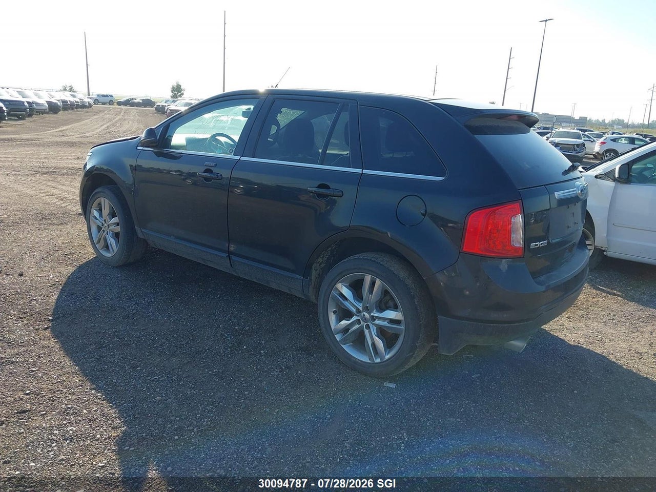 2FMDK4KC8DBC03647 · 2013 FORD EDGE LIMITED · 3/18