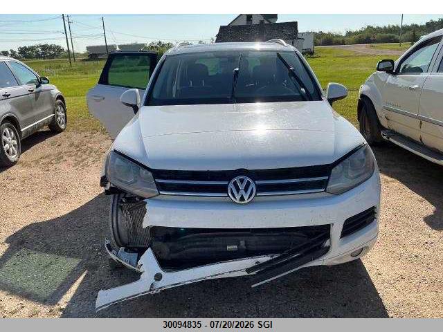 WVGEP9BP2DD013052 · 2013 VOLKSWAGEN TOUAREG V6 TDI