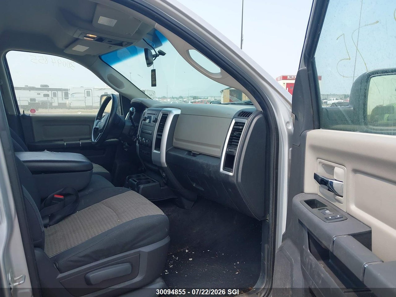 1C6RD7GT0CS257163 · 2012 DODGE RAM 1500 SLT · 5/13