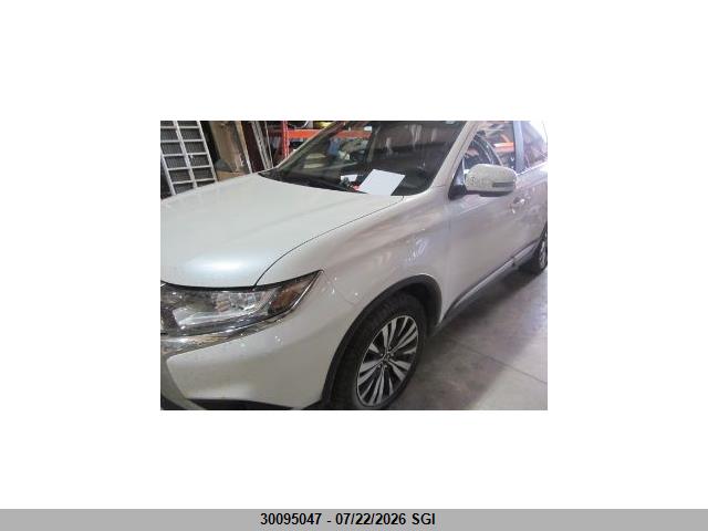 JA4AZ2A36LZ614494 · 2020 MITSUBISHI OUTLANDER ES