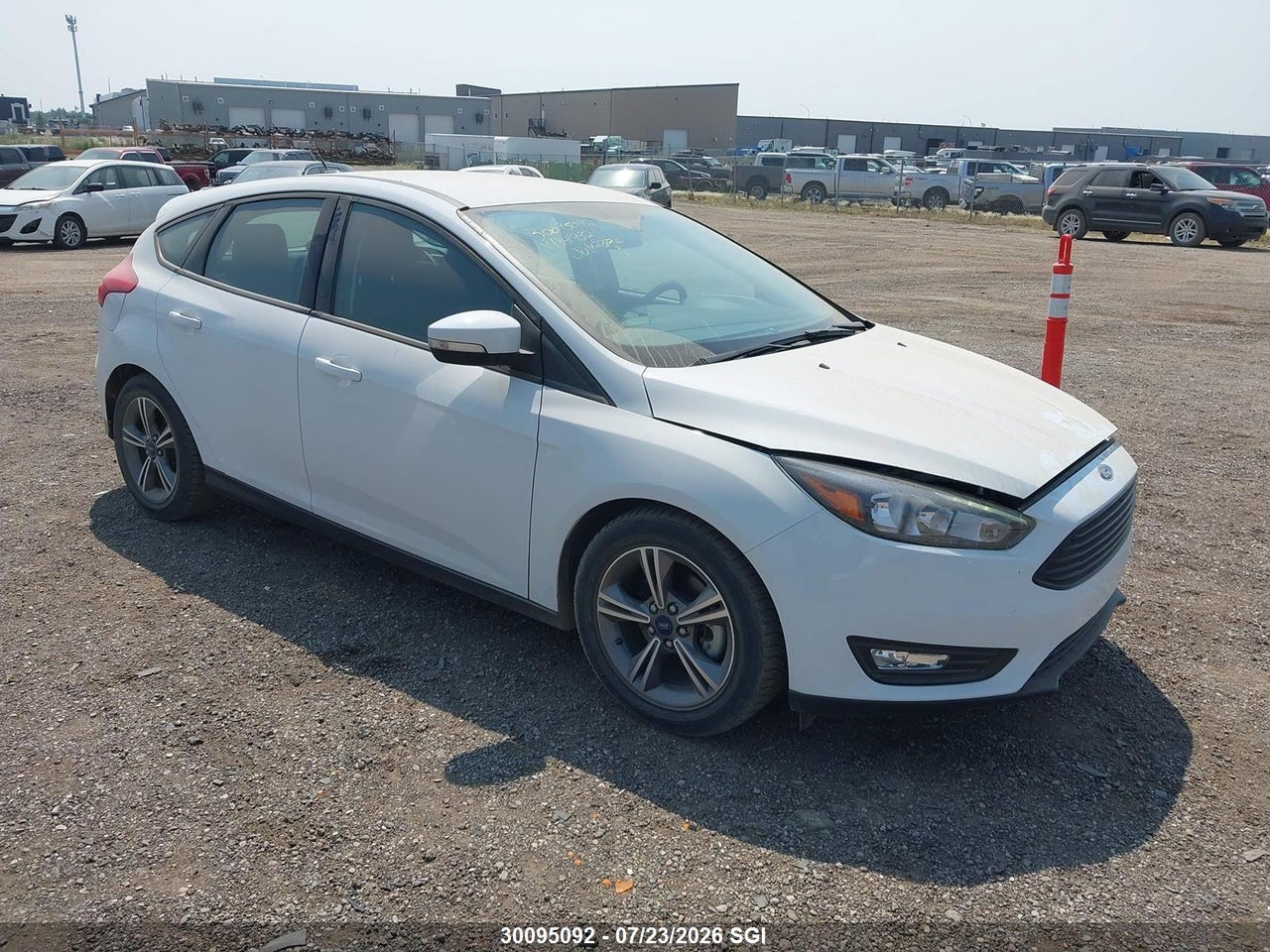 1FADP3KE1GL341932 · 2016 FORD FOCUS SE