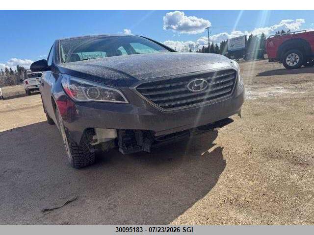 5NPE24AF2FH042658 · 2015 HYUNDAI SONATA SE