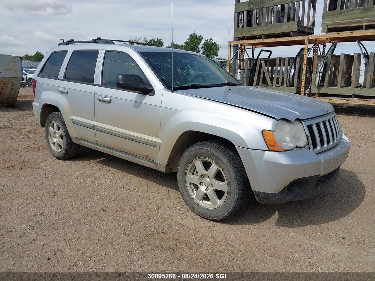 1J8GR48K89C503166 · 2009 JEEP GRAND CHEROKEE LAREDO