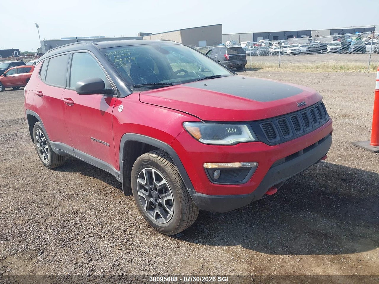 3C4NJDDB8KT826459 · 2019 JEEP COMPASS TRAILHAWK