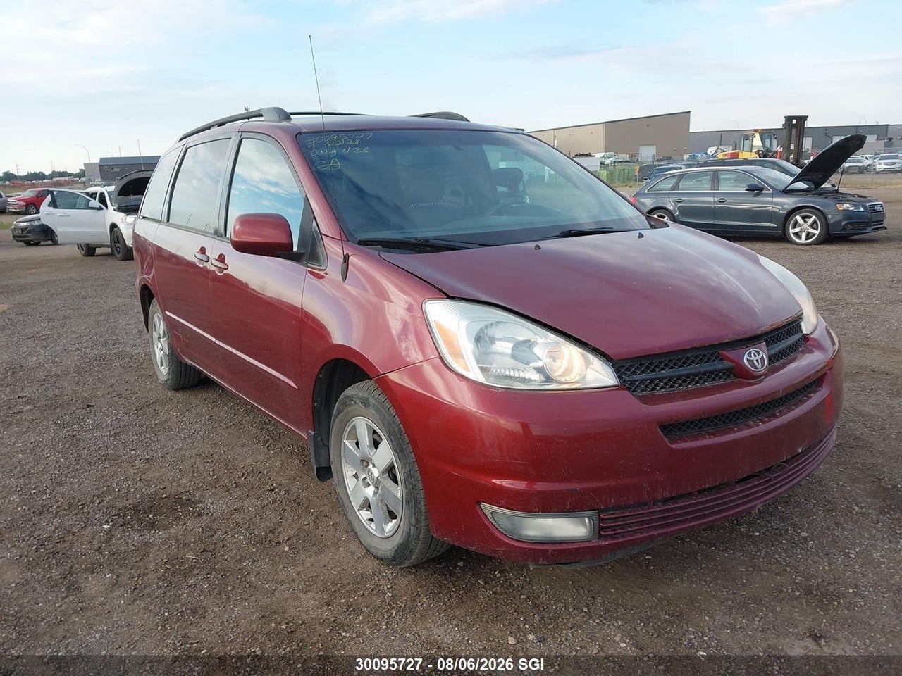 5TDZA23C35S312128 · 2005 TOYOTA SIENNA CE/LE