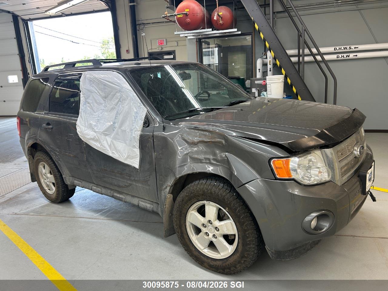 1FMCU9DG8BKB40152 · 2011 FORD ESCAPE XLT
