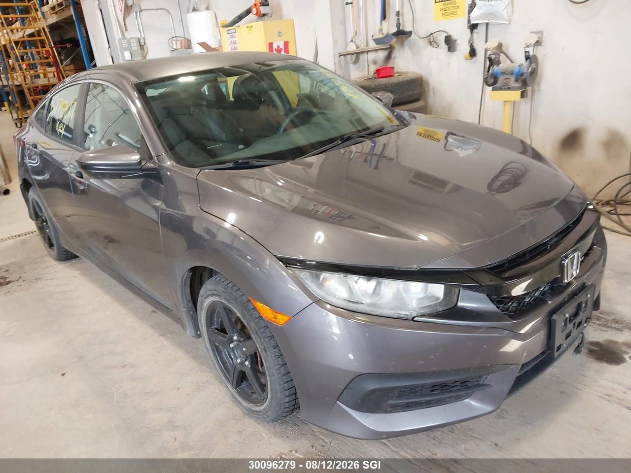 2HGFC2E26GH007890 · 2016 HONDA CIVIC DX