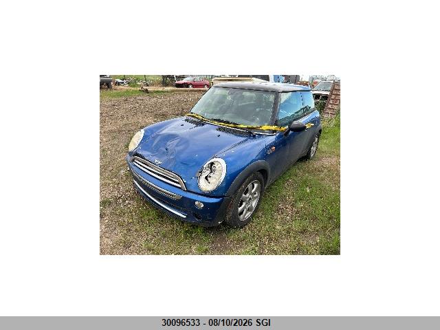 WMWRC33586TK16352 · 2006 MINI COOPER · 2/17