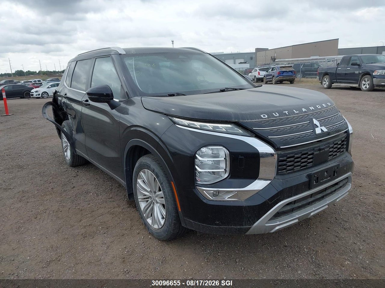 JA4J4UA85PZ602512 · 2023 MITSUBISHI OUTLANDER SE