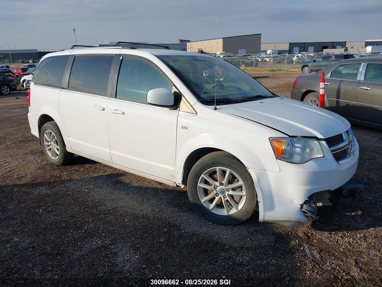 2C4RDGCG9KR757856 · 2019 DODGE GRAND CARAVAN SXT