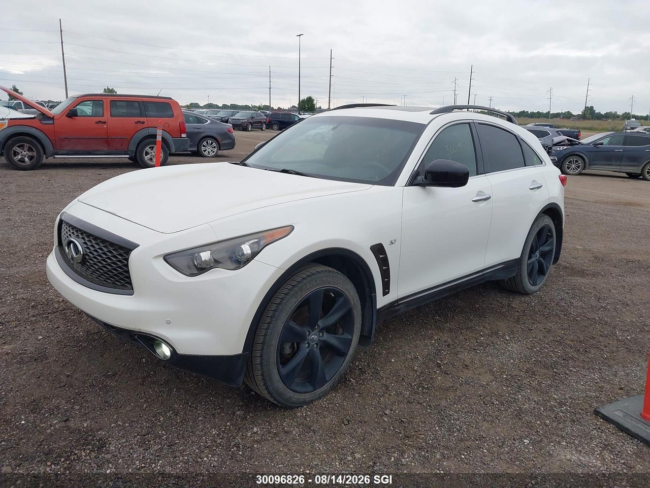 JN8CS1MW2HM413705 · 2017 INFINITI QX70 · 2/17