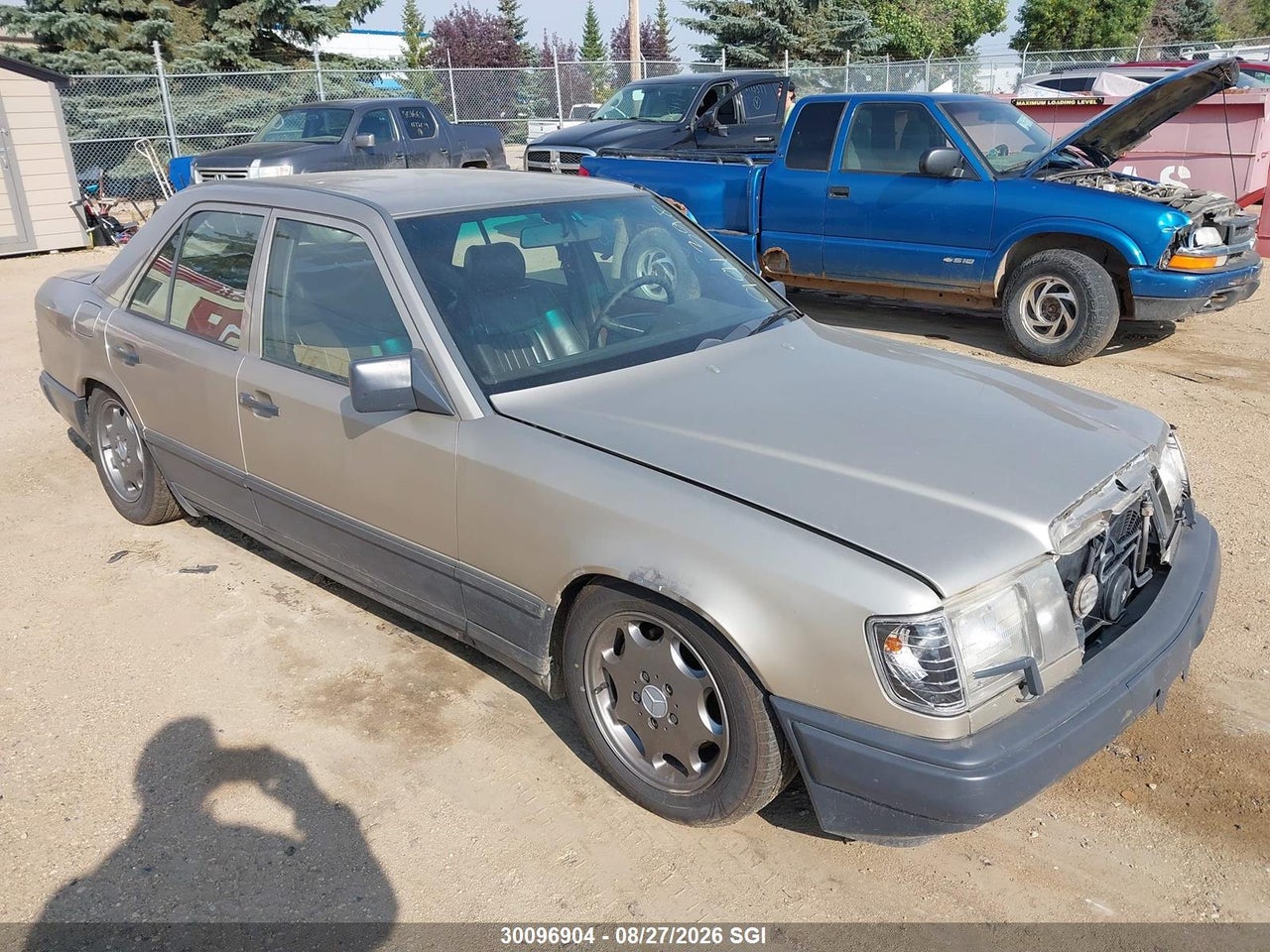 1989 MERCEDES BENZ 300 E