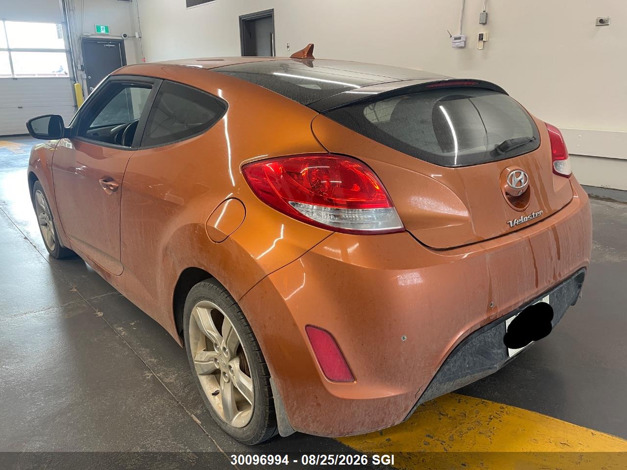 KMHTC6AD3DU143284 · 2013 HYUNDAI VELOSTER · 3/13