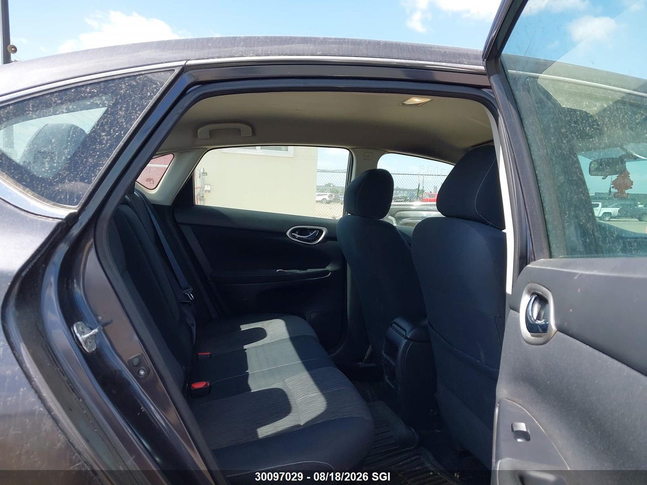 3N1AB7AP2FL691212 · 2015 NISSAN SENTRA S/SV/SR/SL · 8/17