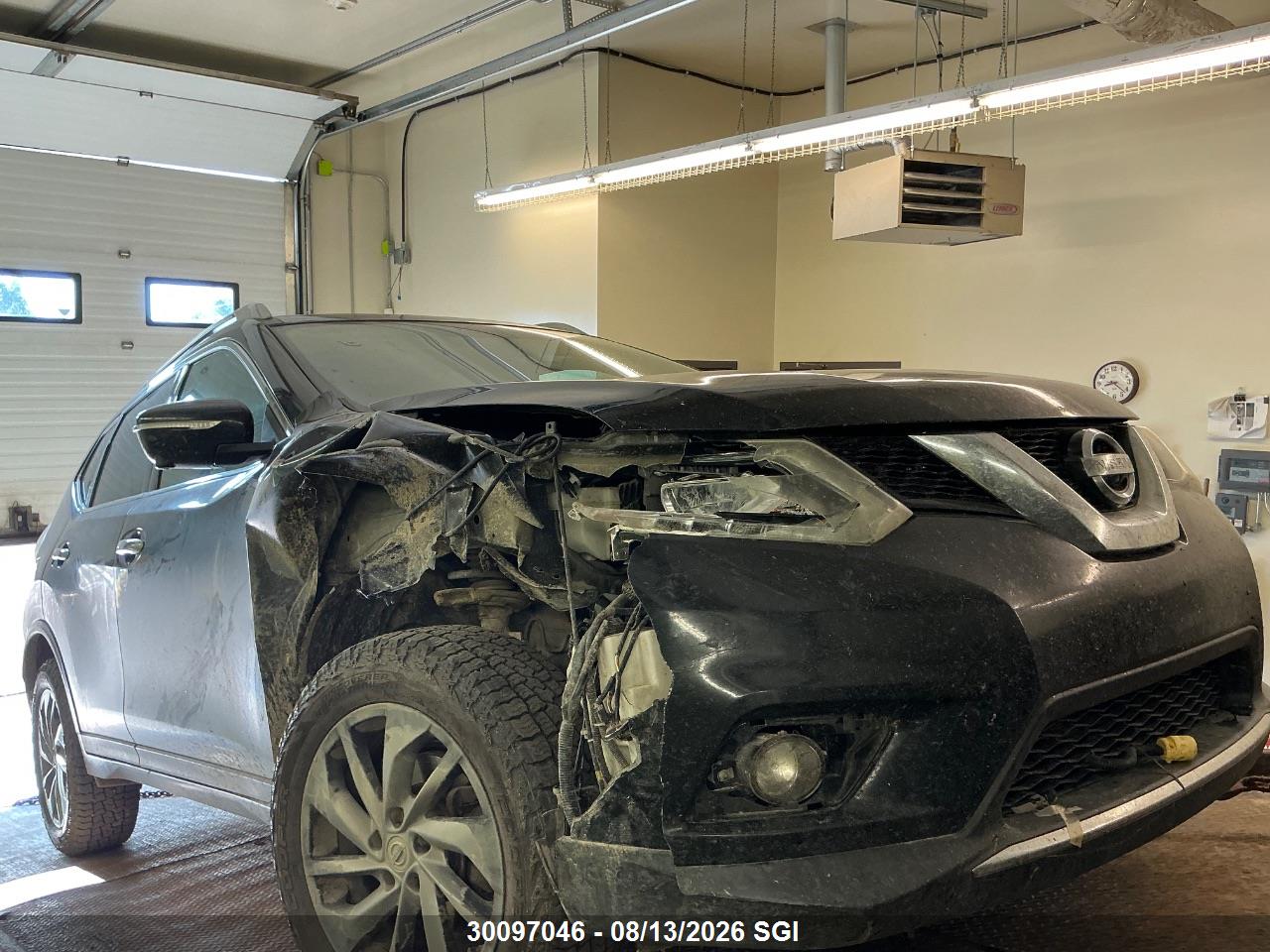 5N1AT2MV7FC798819 · 2015 NISSAN ROGUE S/SL/SV
