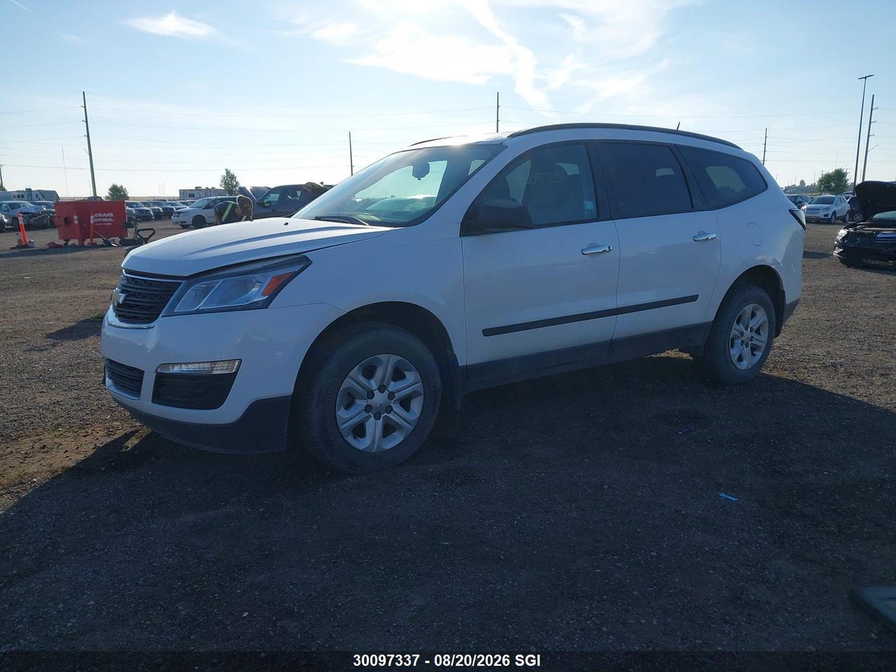 1GNKVFED3HJ250337 · 2017 CHEVROLET TRAVERSE LS · 2/16