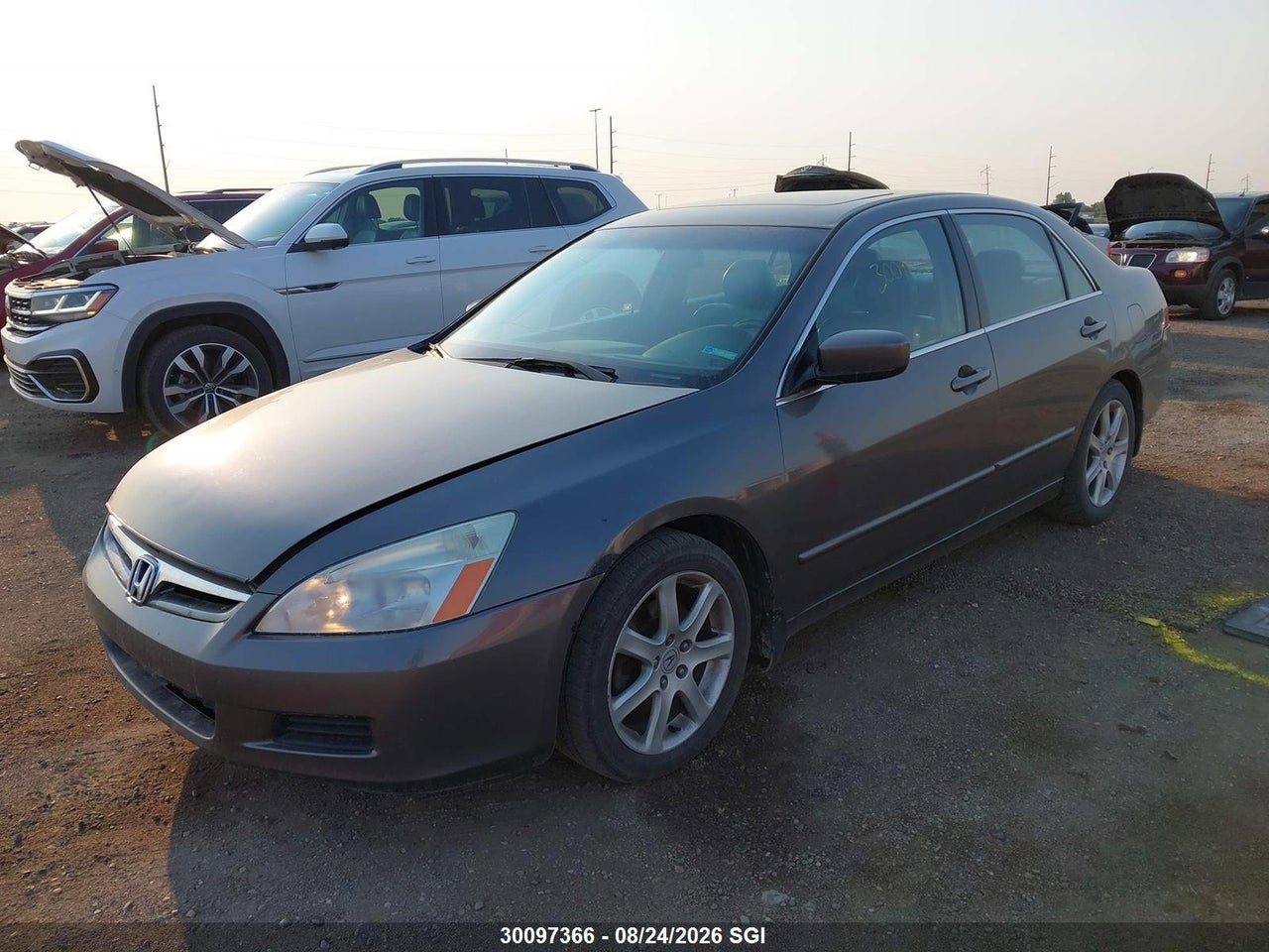 1HGCM665X7A803072 · 2007 HONDA ACCORD EX · 2/13