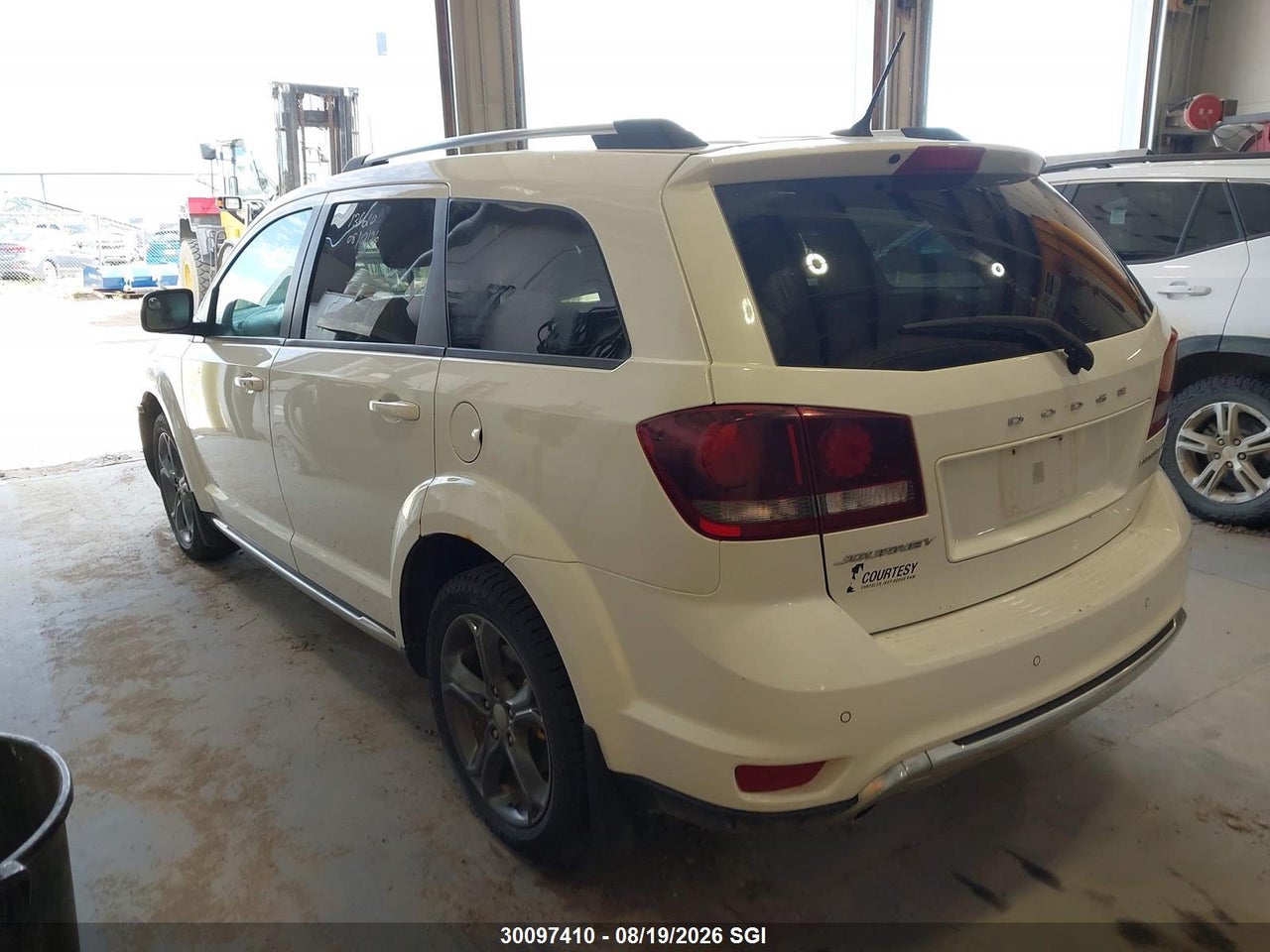 3C4PDCGG8FT599023 · 2015 DODGE JOURNEY CROSSROAD · 3/17