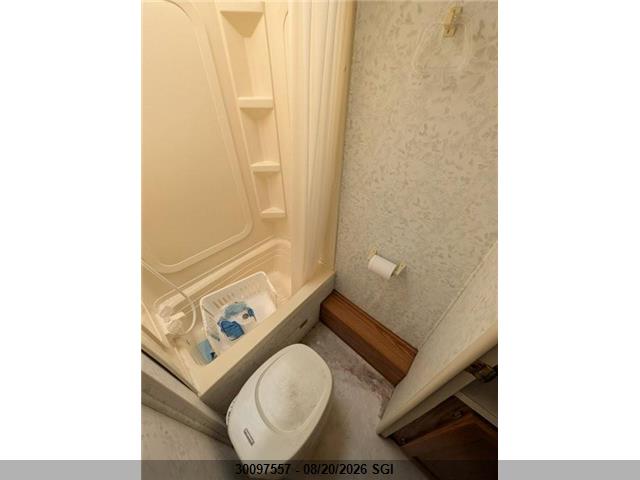 4YDT2602719080225 · 2000 KEYSTONE COLUMBIA STD · 6/7