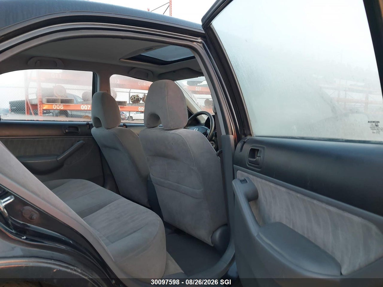 2HGES16625H035547 · 2005 HONDA CIVIC LX · 8/14