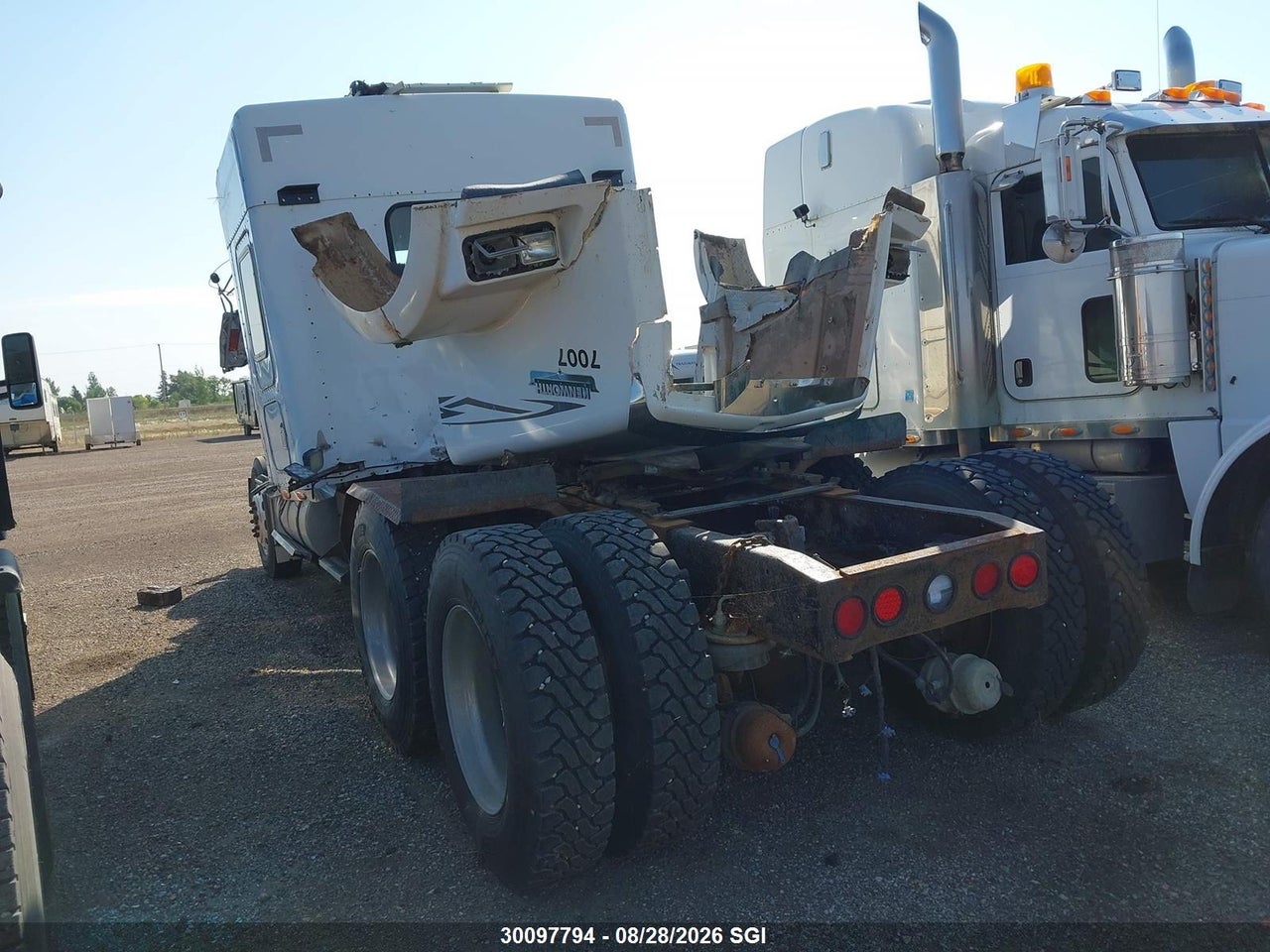 1998 KENWORTH CONSTRUCTION T800 · 3/17