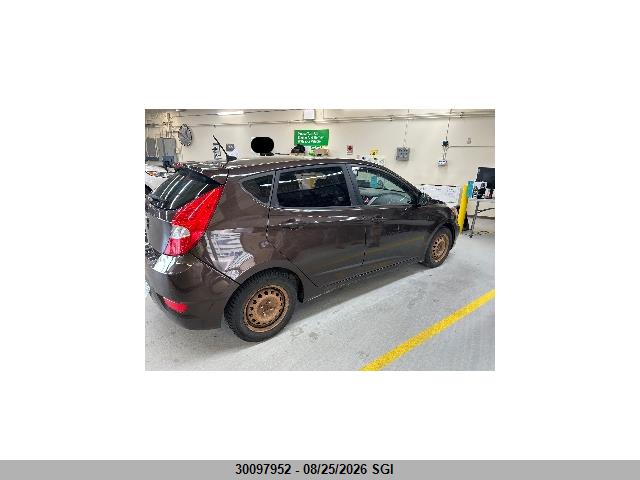 KMHCT5AE0GU261560 · 2016 HYUNDAI ACCENT SE · 4/11