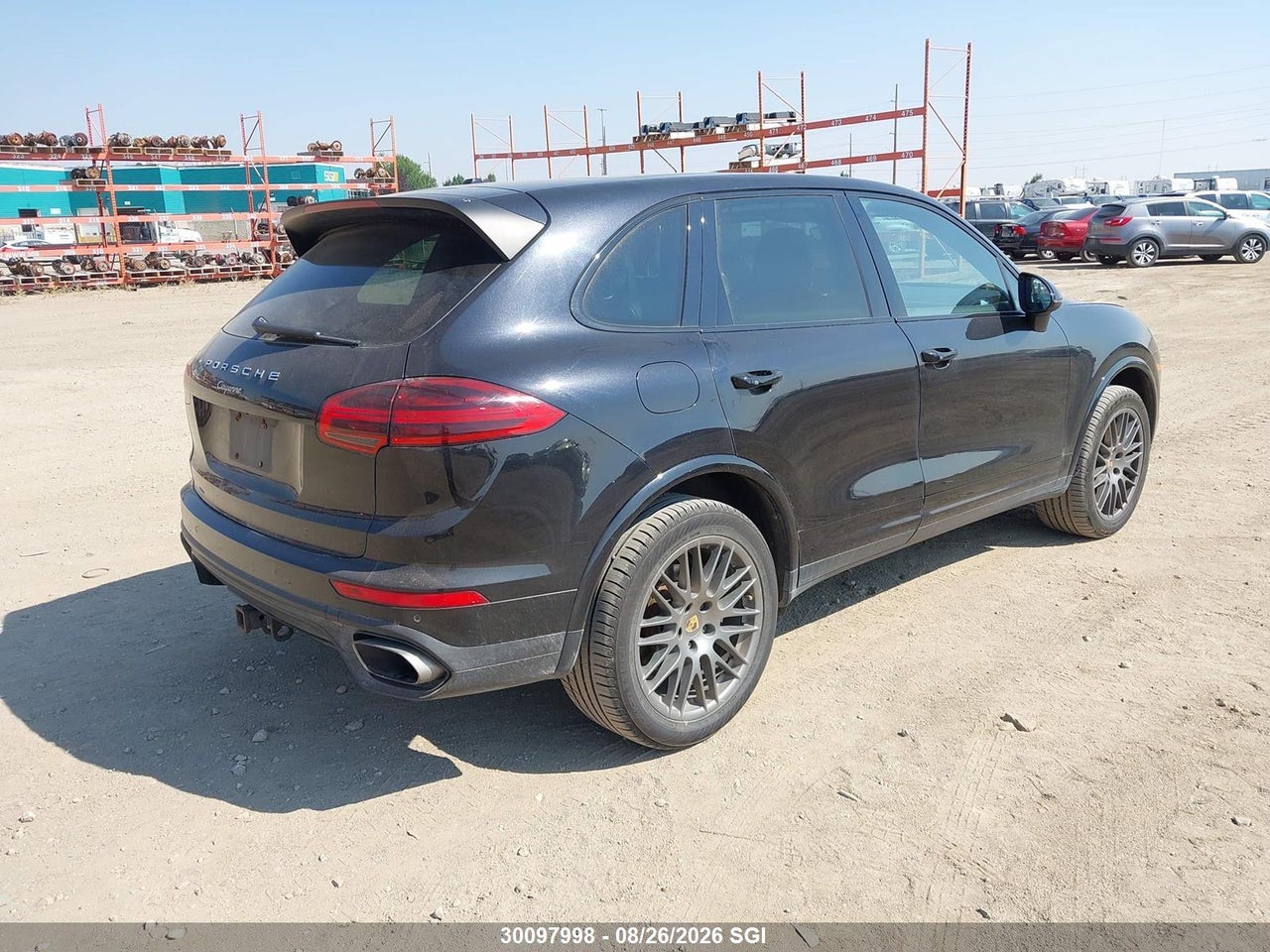 WP1AA2A23HKA82897 · 2017 PORSCHE CAYENNE · 4/18