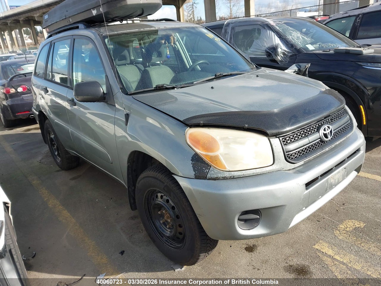 2004 TOYOTA RAV4