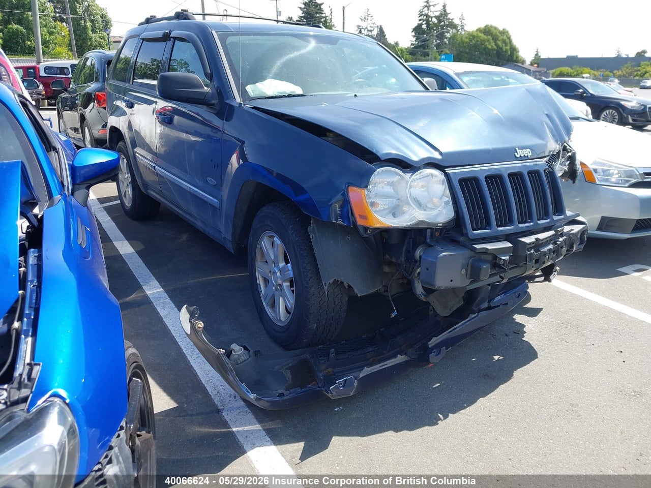 1J4PR4GK9AC****** · 2010 JEEP GRAND CHEROKEE LAREDO
