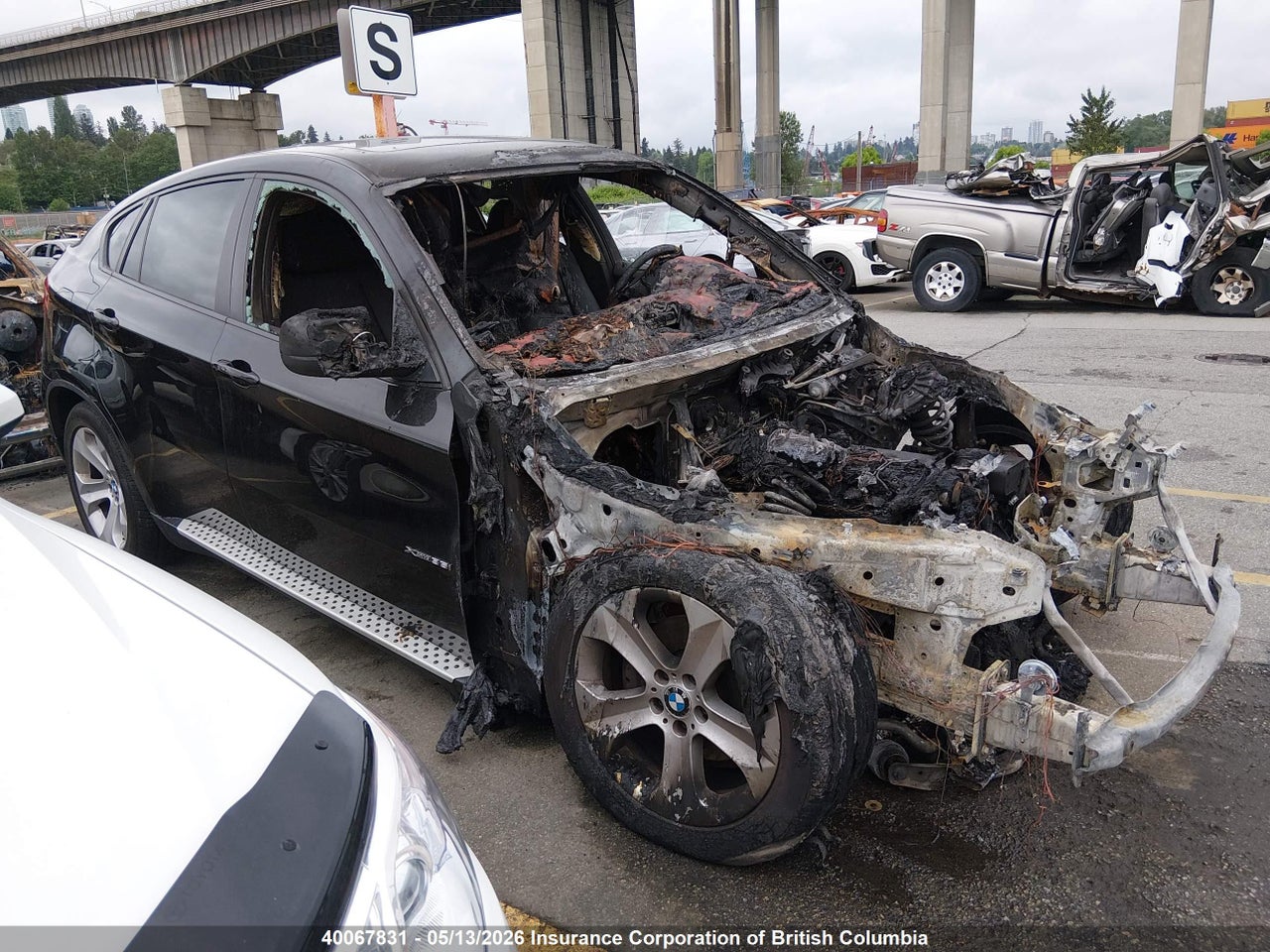 5UXFG2C51BLX09237 · 2011 BMW X6 XDRIVE35I