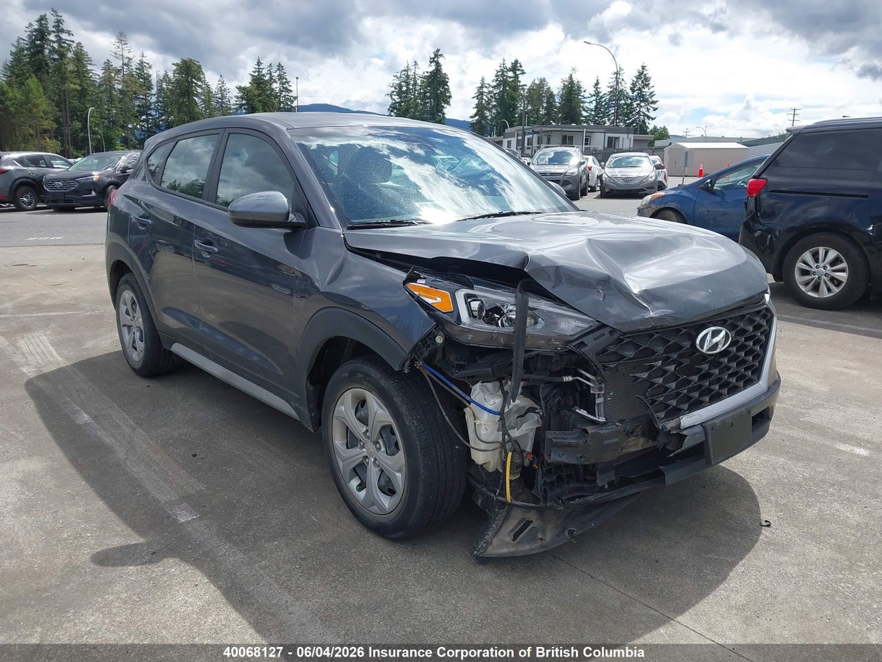 KM8J2CA40KU872476 · 2019 HYUNDAI TUCSON SE