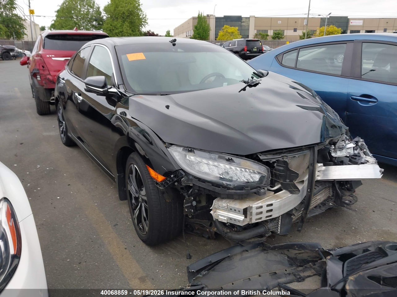 2HGFC1F90JH108033 · 2018 HONDA Civic touring