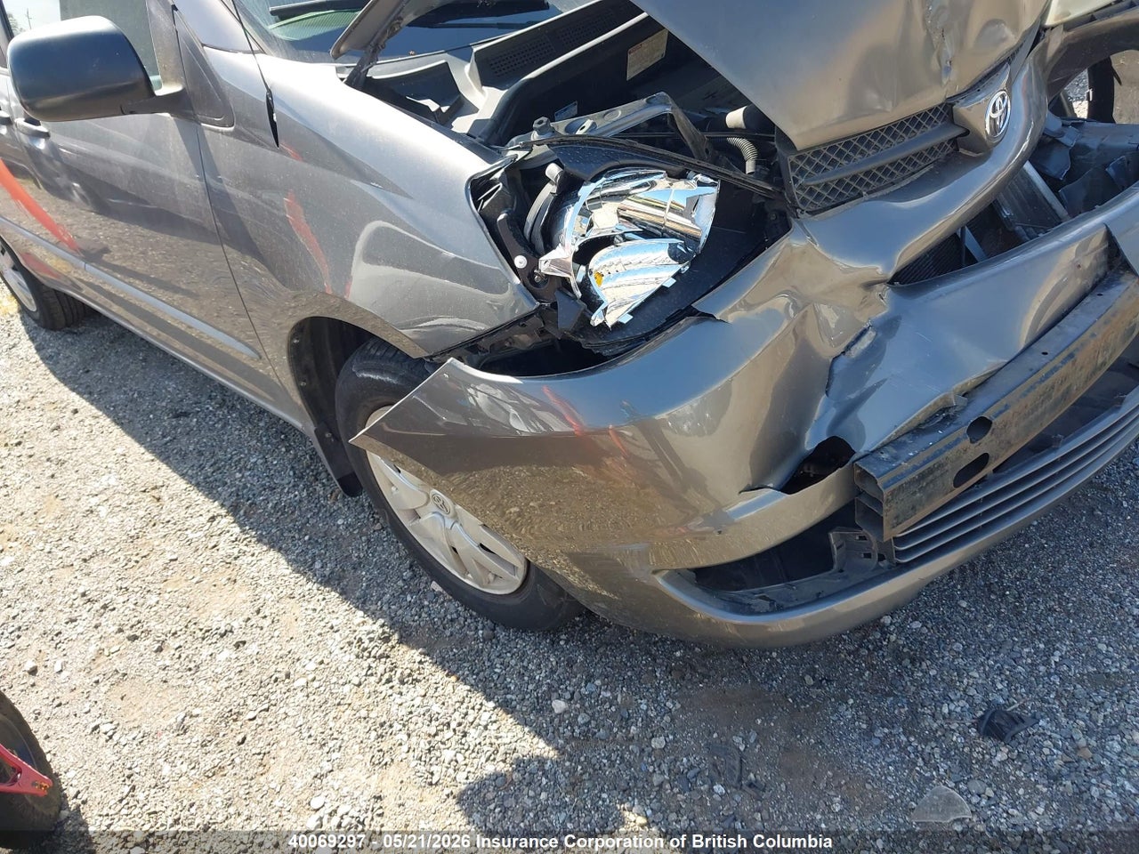 5TDZA29C24S048440 · 2004 TOYOTA SIENNA CE