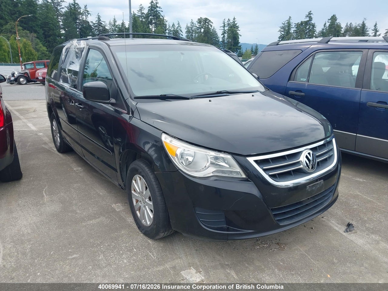2V8HW34X89R500599 · 2009 VOLKSWAGEN ROUTAN SE