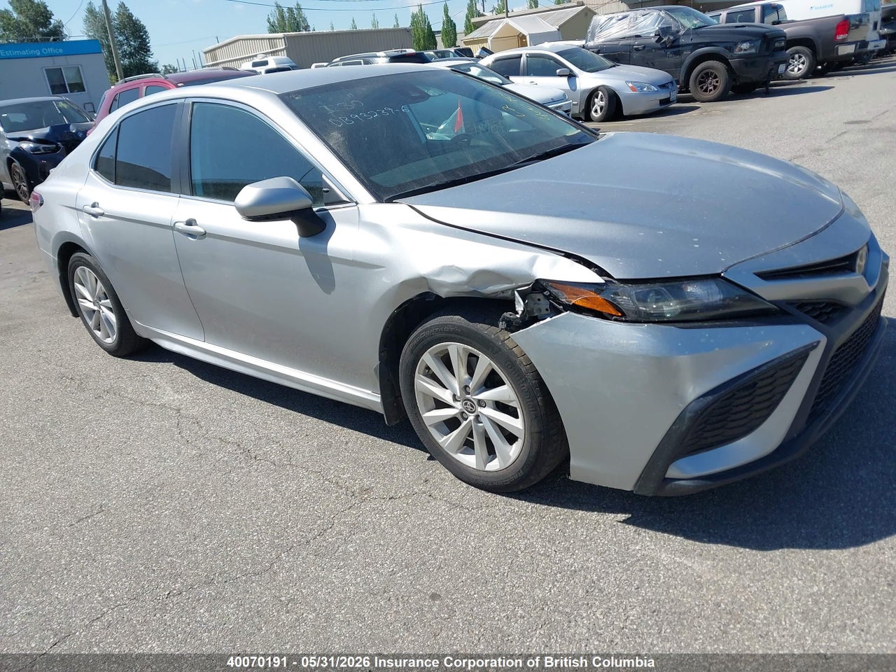 4T1G11AK7MU589947 · 2021 TOYOTA CAMRY SE