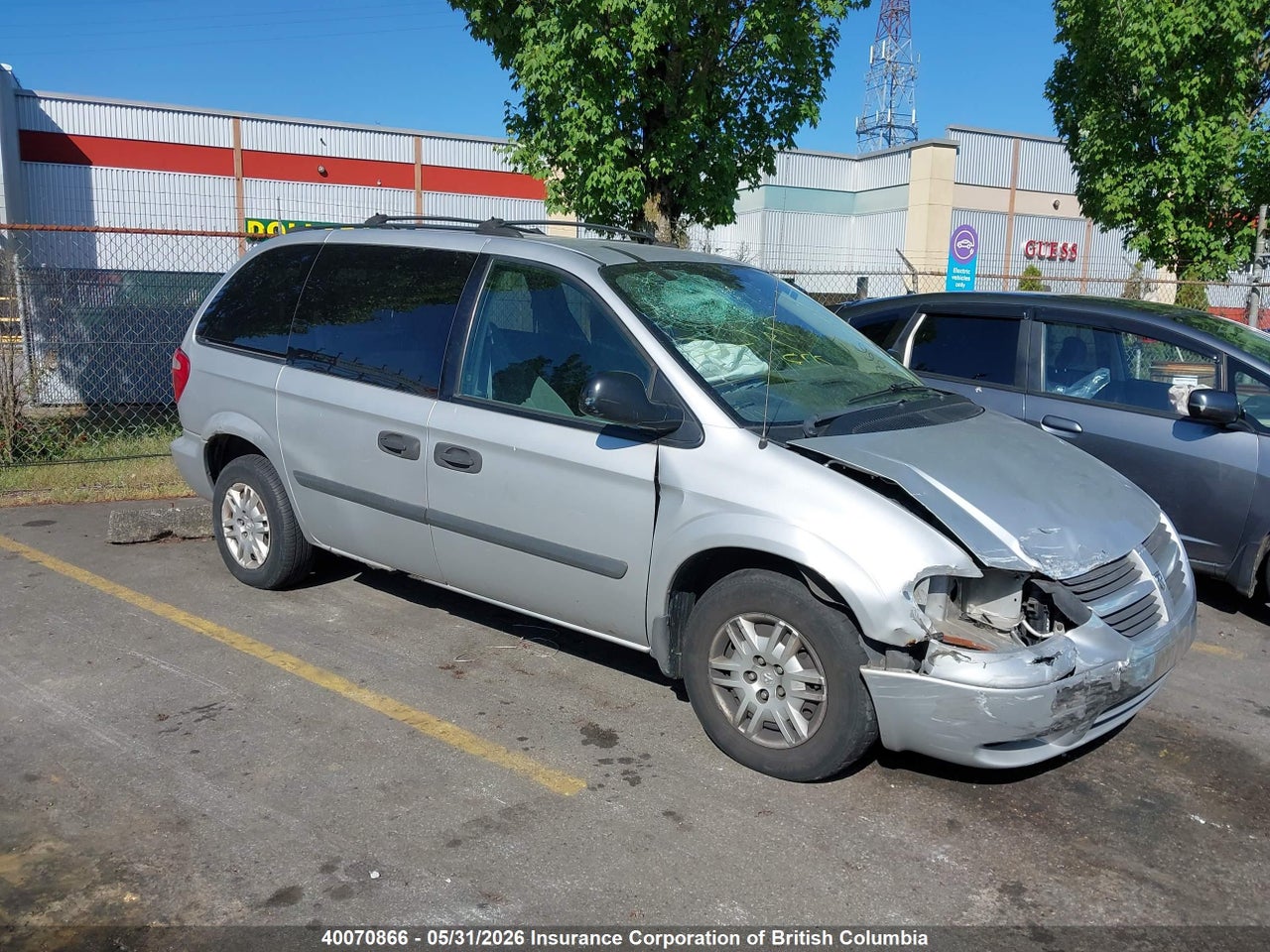 1D4GP25R05B208746 · 2005 DODGE CARAVAN SE
