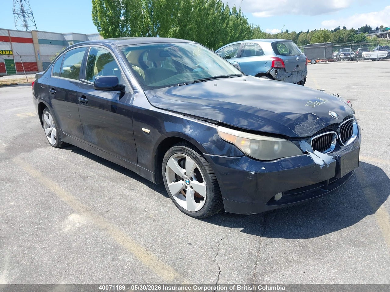 WBANF33506CS38240 · 2006 BMW 525XI