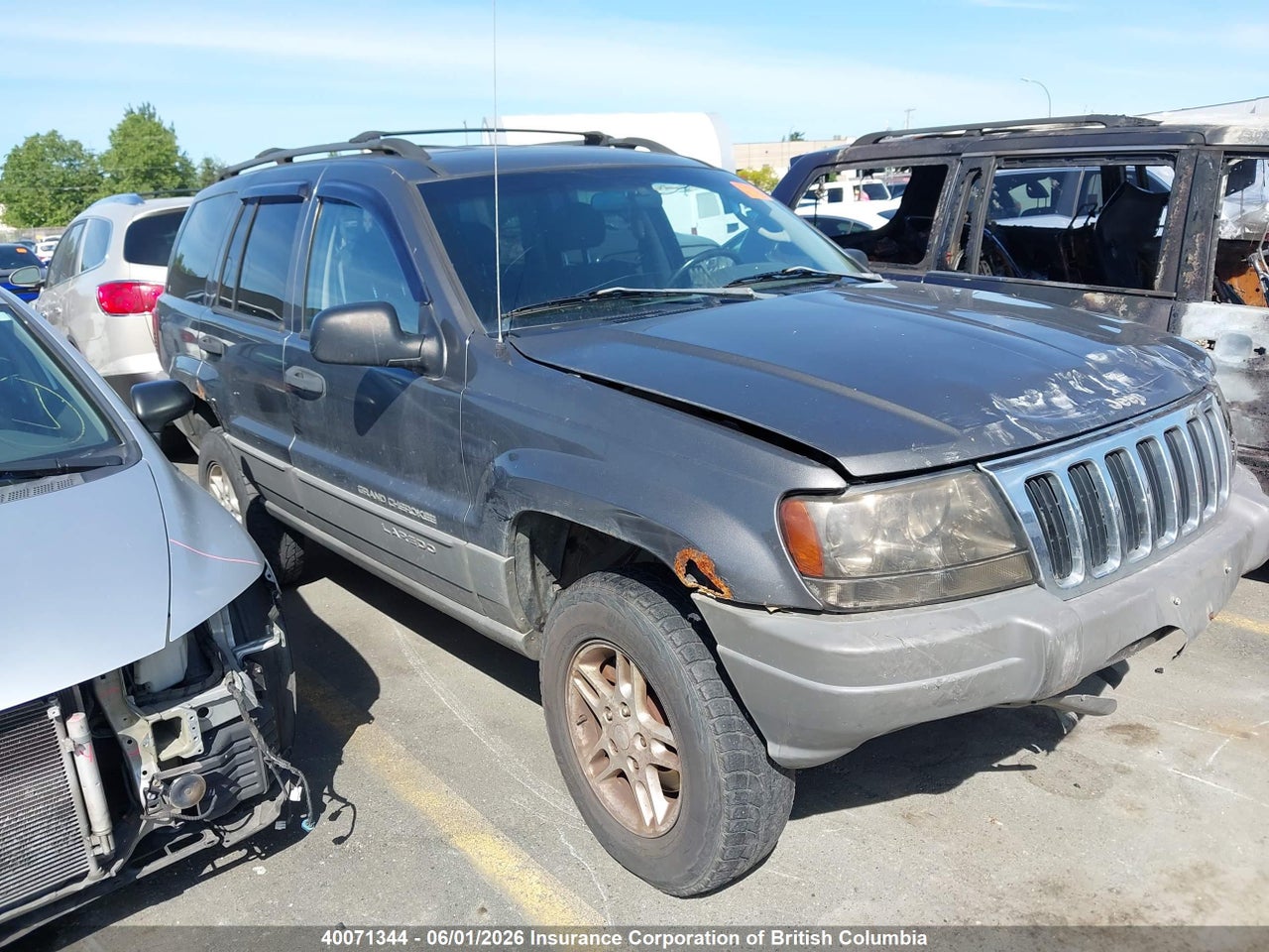1J4GW48S72C259123 · 2002 JEEP GRAND CHEROKEE LAREDO