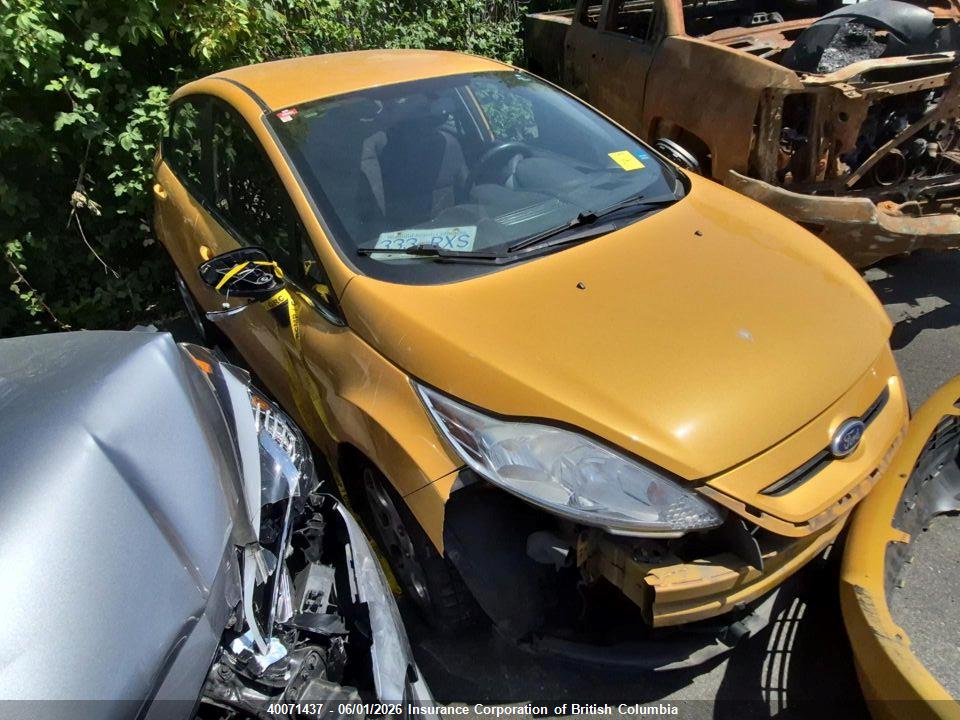 3FADP4FJXBM****** · 2011 FORD FIESTA SES