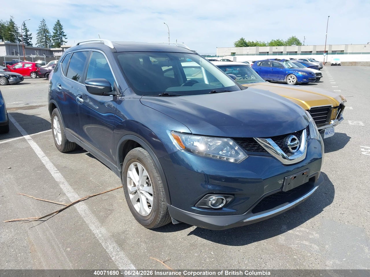 5N1AT2MT8EC847538 · 2014 NISSAN ROGUE S/SL/SV