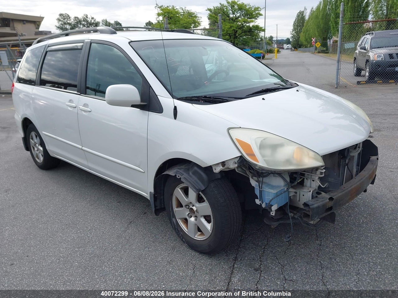 5TDZA23CX4S106934 · 2004 TOYOTA SIENNA CE/LE